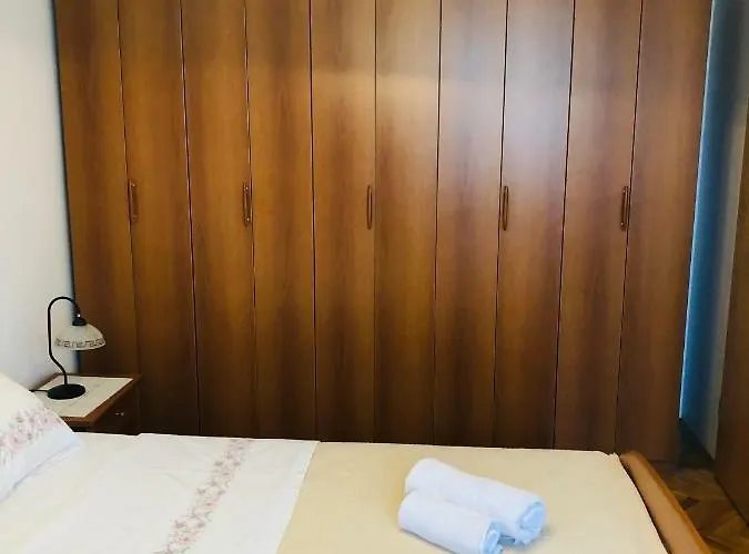 Διαμέρισμα Rosita 1 *